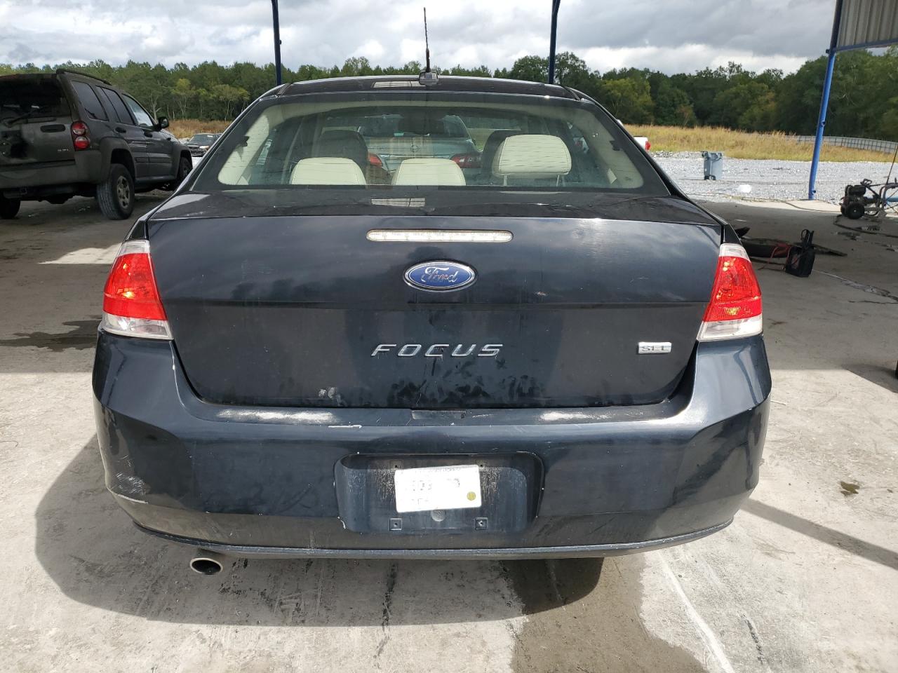 2010 Ford Focus Sel VIN: 1FAHP3HN1AW295761 Lot: 84253445