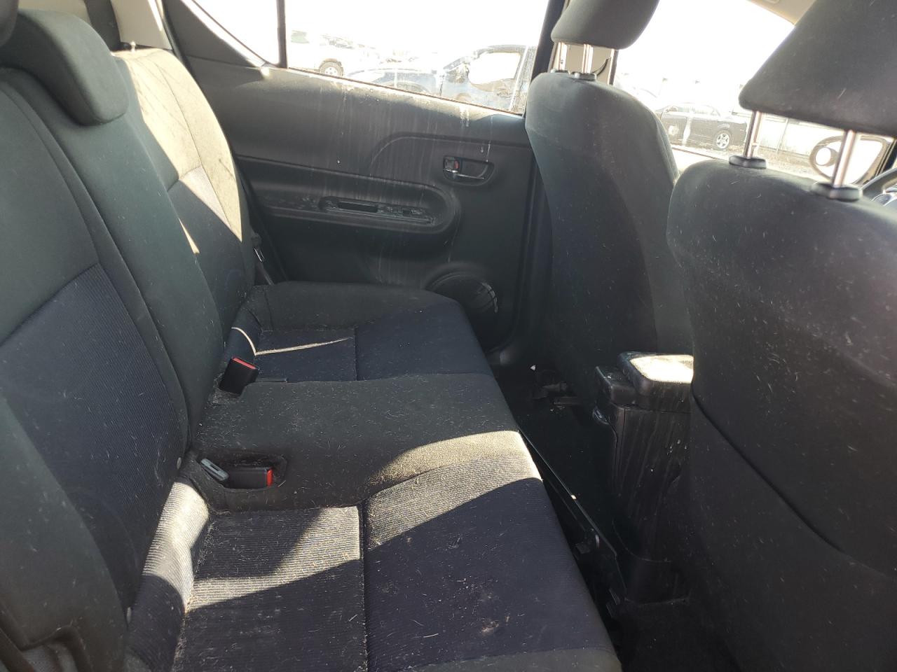 2016 Toyota Prius C VIN: JTDKDTB30G1136607 Lot: 81069035