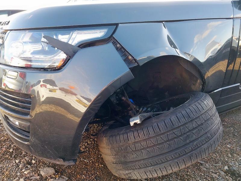 2015 LAND ROVER RANGE ROVER 4.4 SDV8 VOGUE SE 4DR AUTO