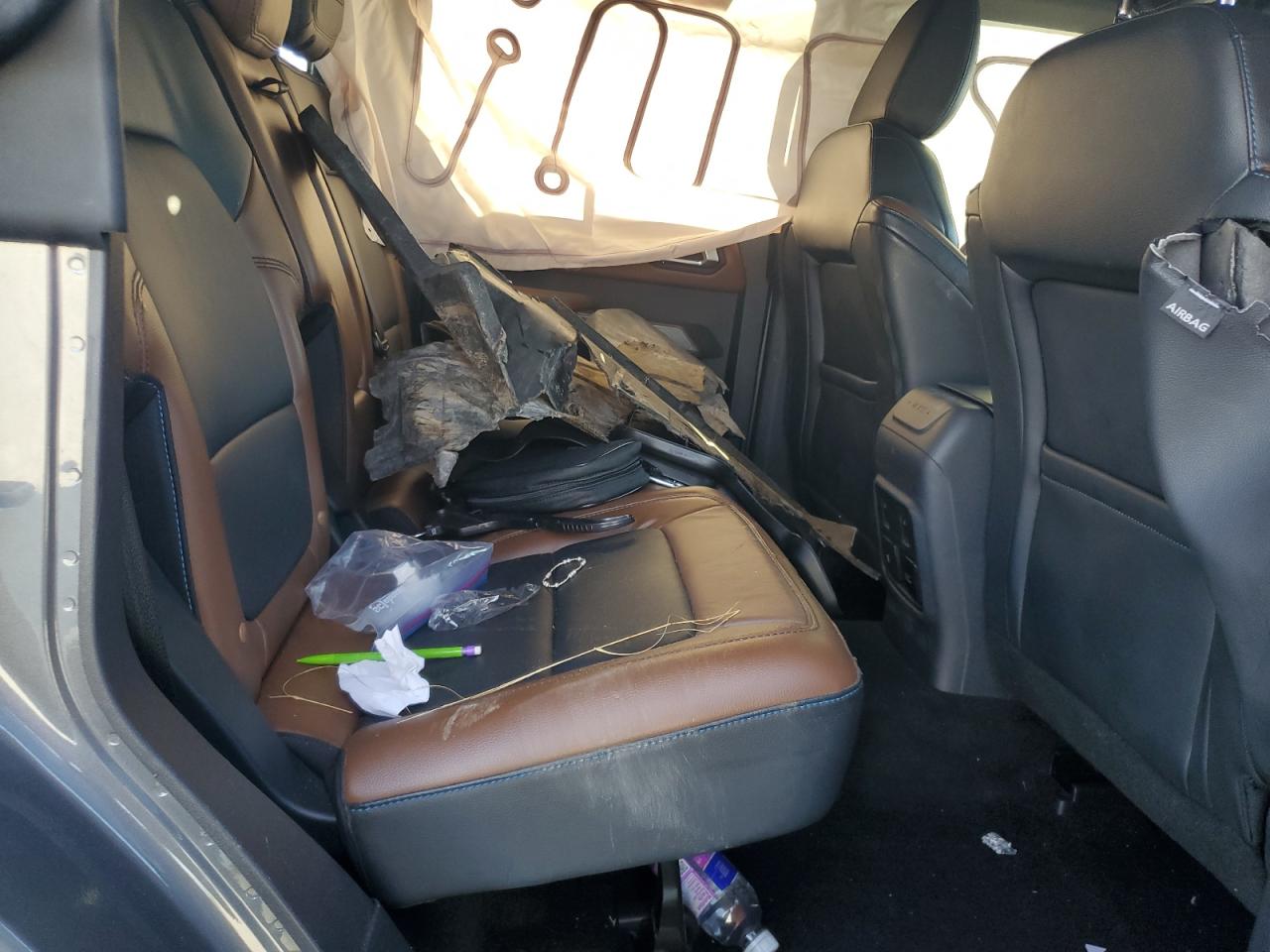 2022 Ford Bronco Base VIN: 1FMEE5BP5NLB27567 Lot: 81724825