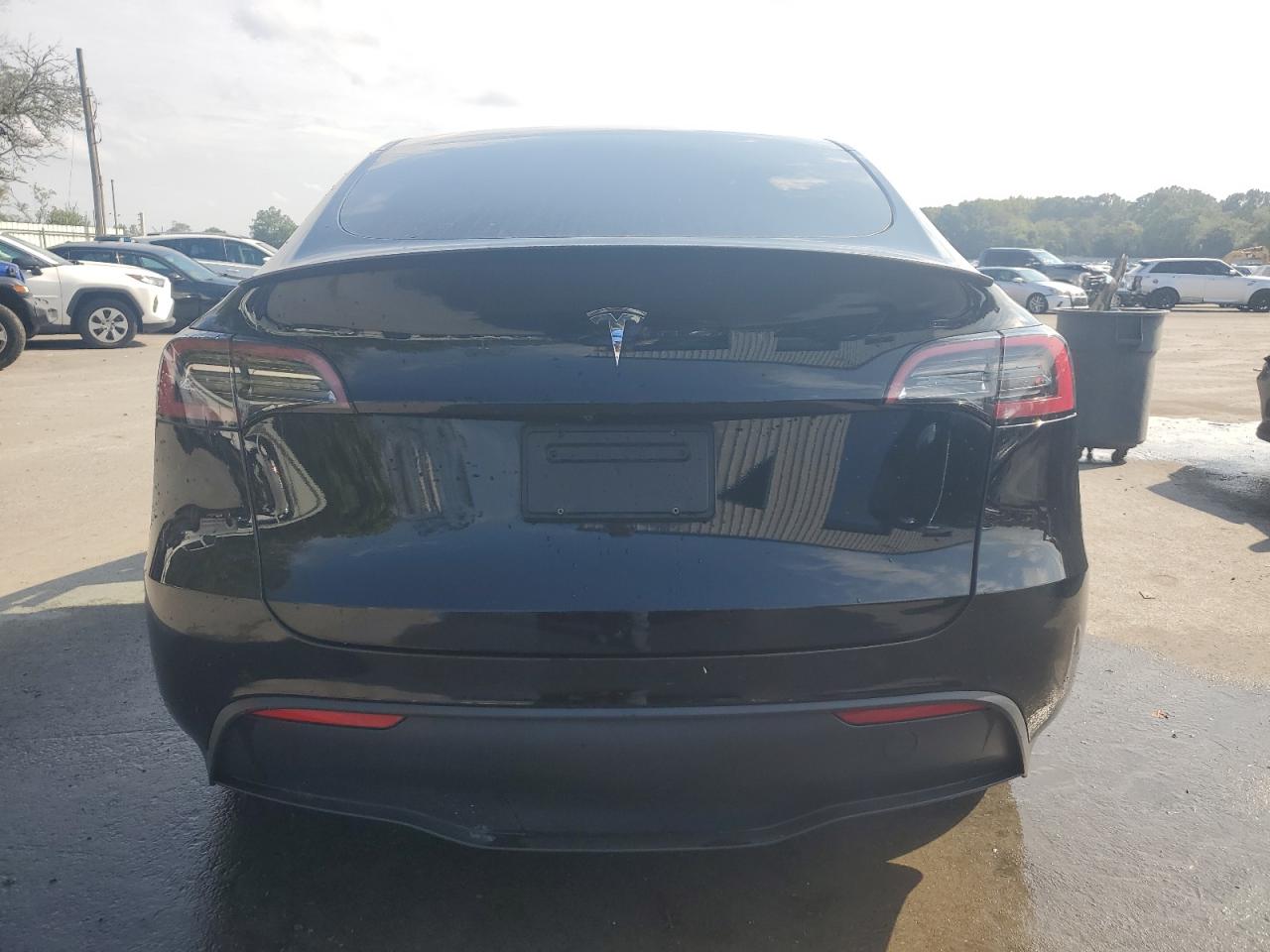 2022 Tesla Model Y VIN: 7SAYGDEF9NF495099 Lot: 82113525