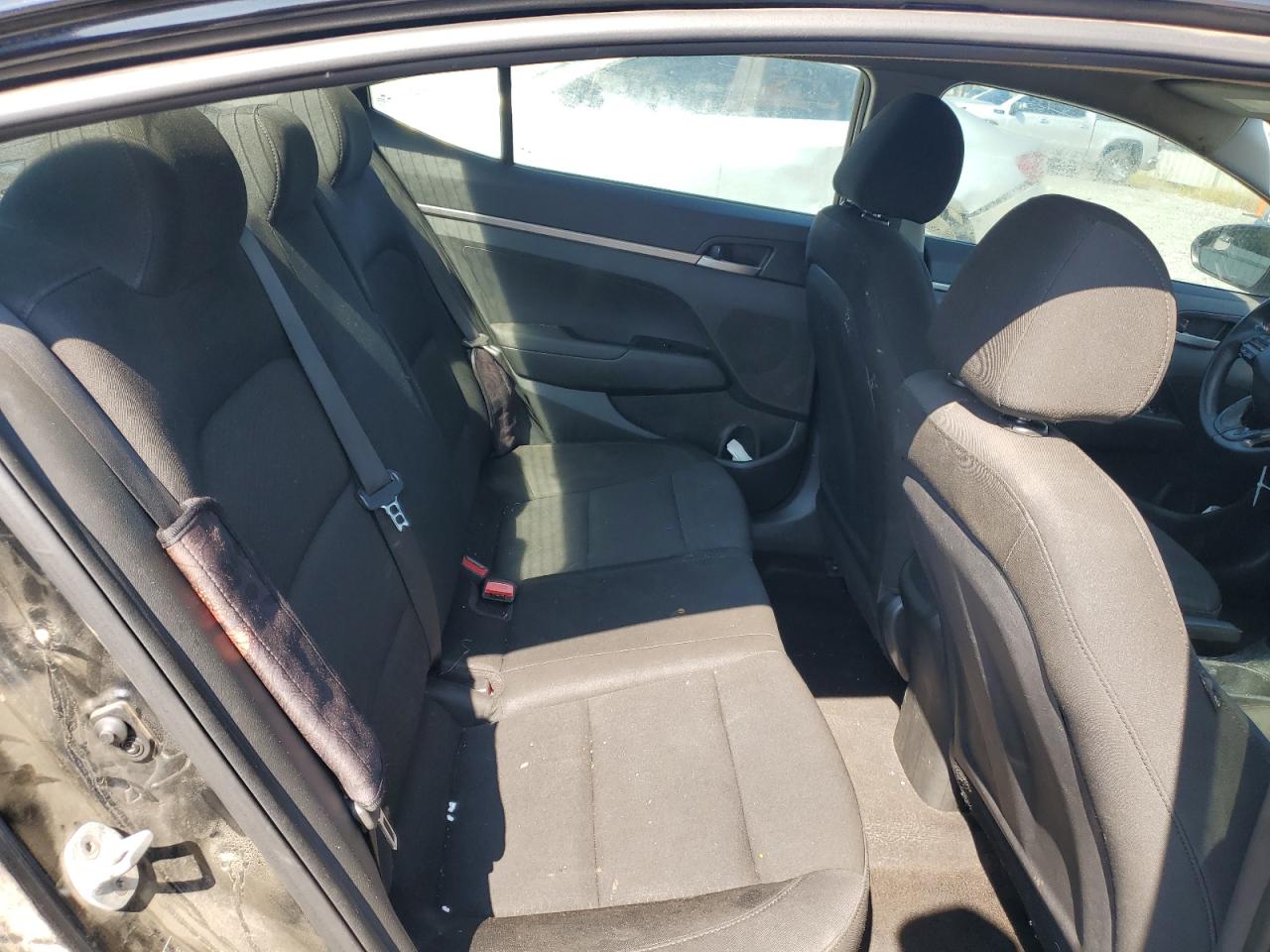 2019 Hyundai Elantra Se VIN: 5NPD74LF8KH482615 Lot: 71641425