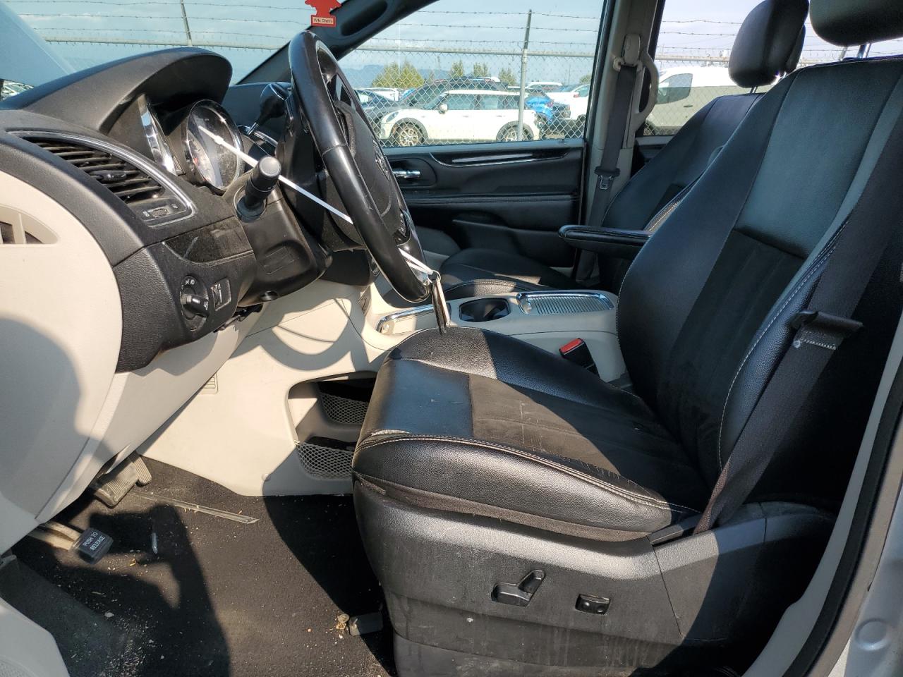 2019 Dodge Grand Caravan Sxt VIN: 2C4RDGCG1KR772500 Lot: 71903055