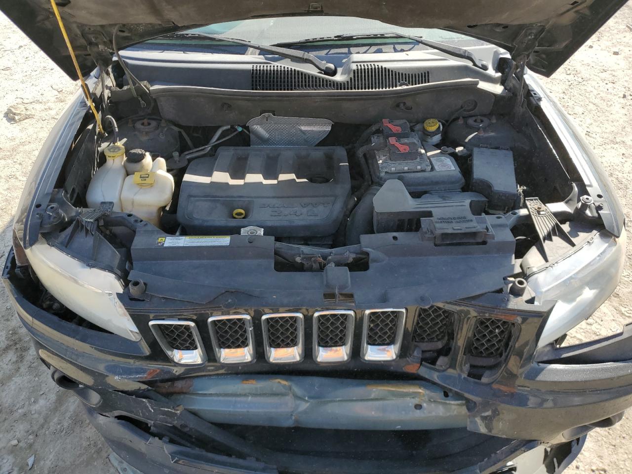 2013 Jeep Compass Sport VIN: 1C4NJCBB3DD208052 Lot: 84207765