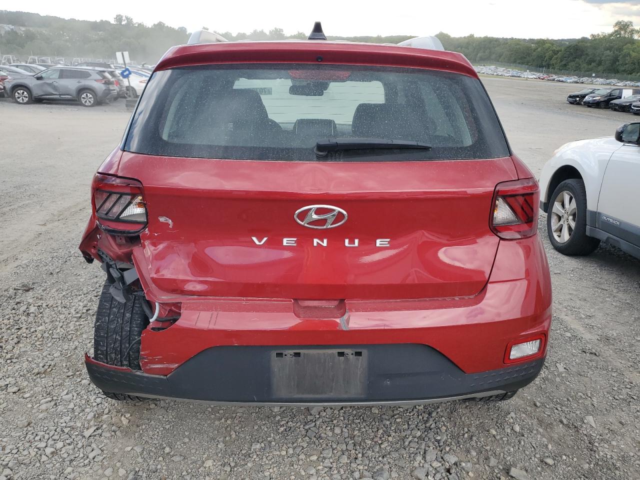 2022 Hyundai Venue Sel VIN: KMHRC8A33NU152713 Lot: 70727665