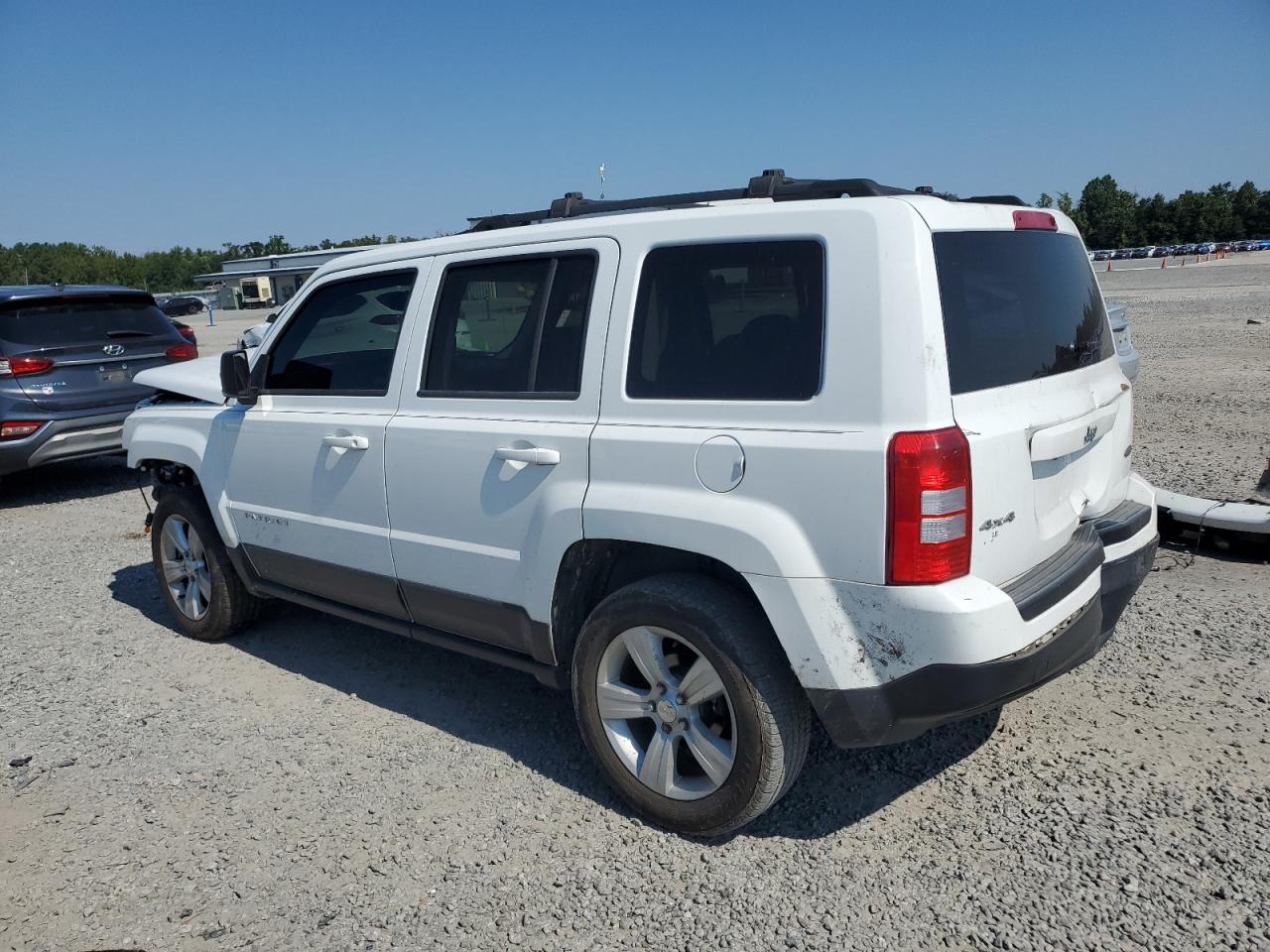 2014 Jeep Patriot Latitude white null gas 1C4NJRFB9ED762341 photo #3