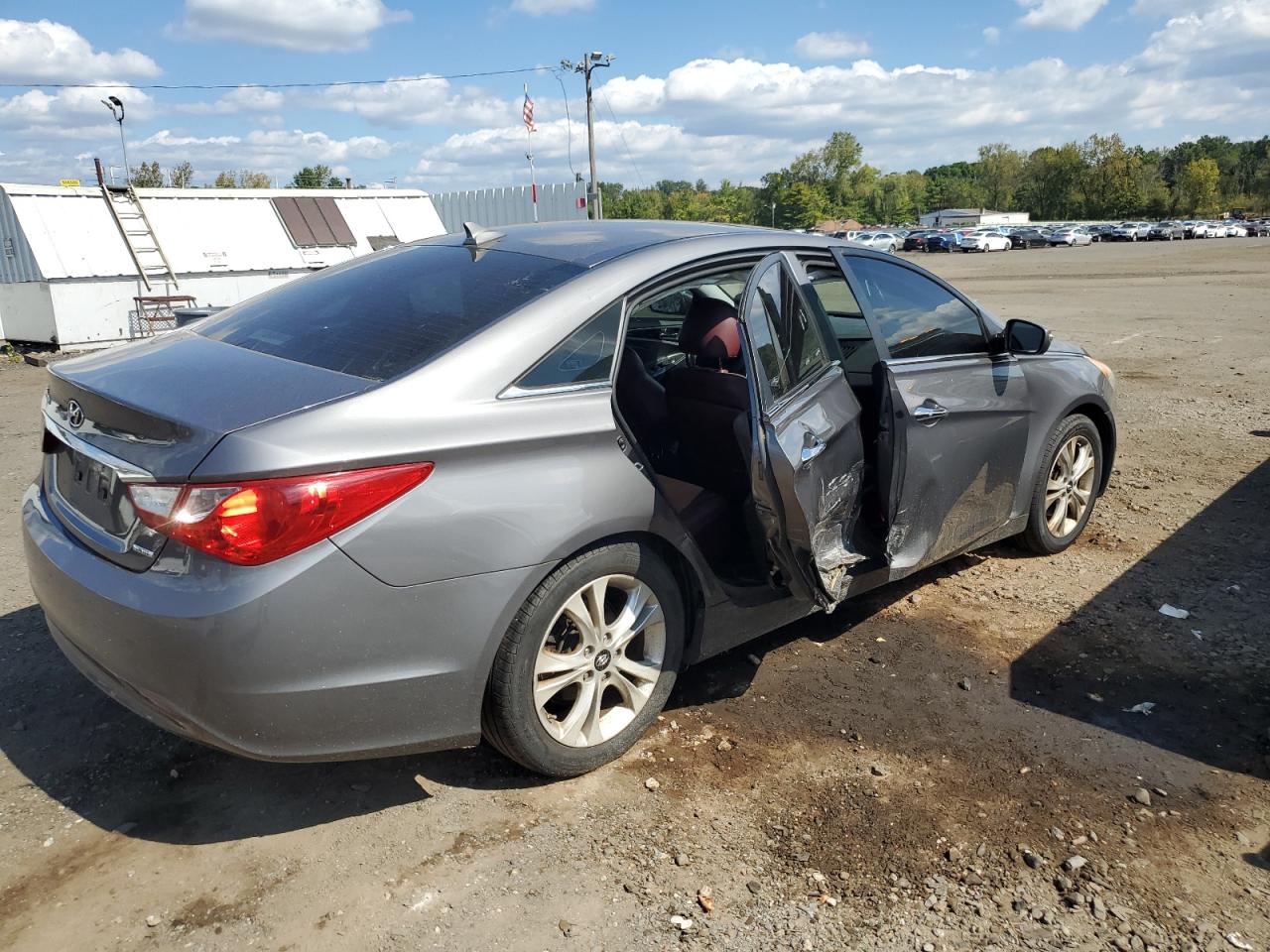 2011 Hyundai Sonata Se VIN: 5NPEC4AC2BH272732 Lot: 81110195