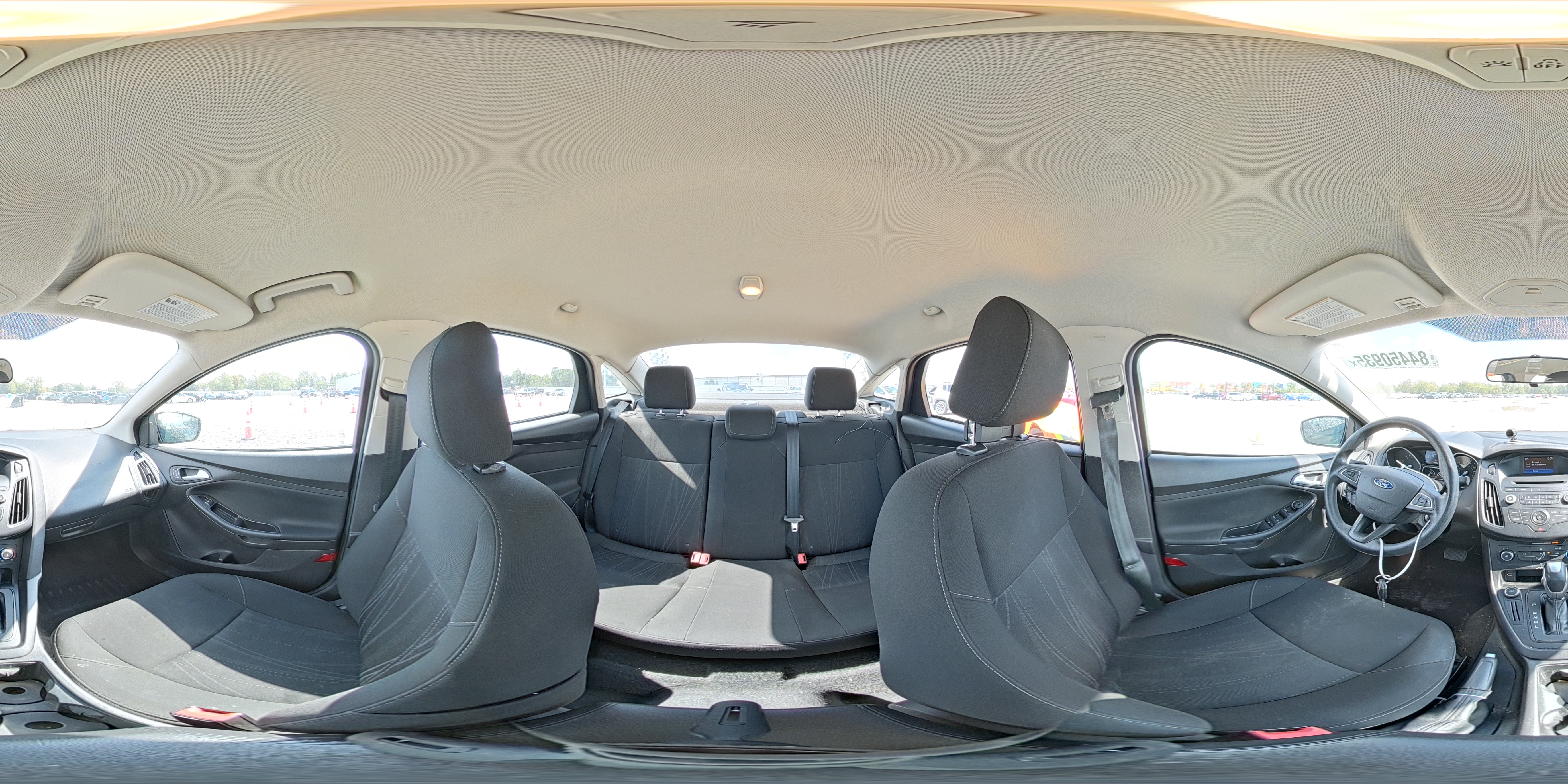 2015 Ford Focus Se VIN: 1FADP3F22FL353425 Lot: 84450935