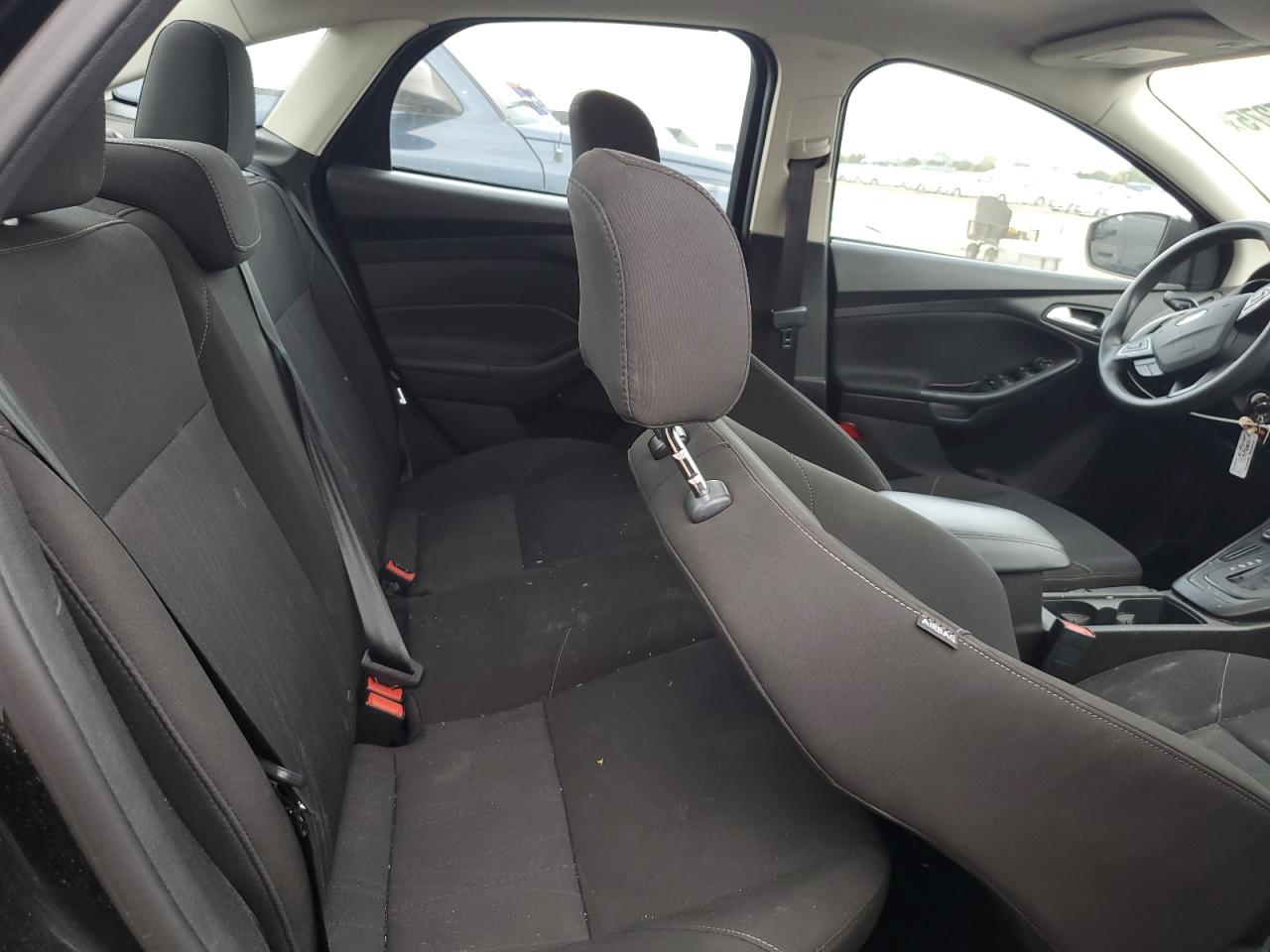 2015 Ford Focus Se VIN: 1FADP3F23FL378785 Lot: 81695275