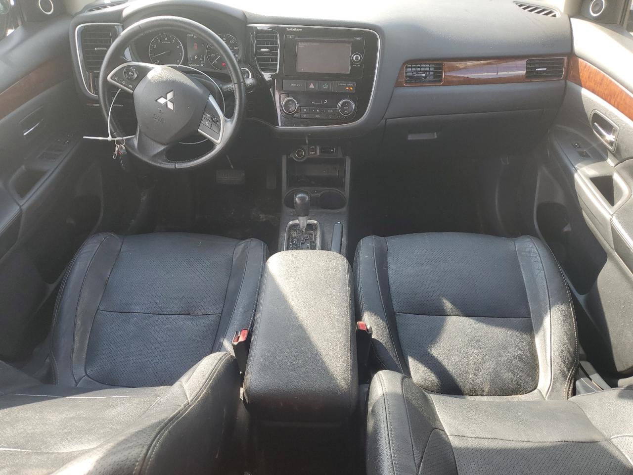 2015 Mitsubishi Outlander Se VIN: JA4AZ3A38FZ012223 Lot: 83800695