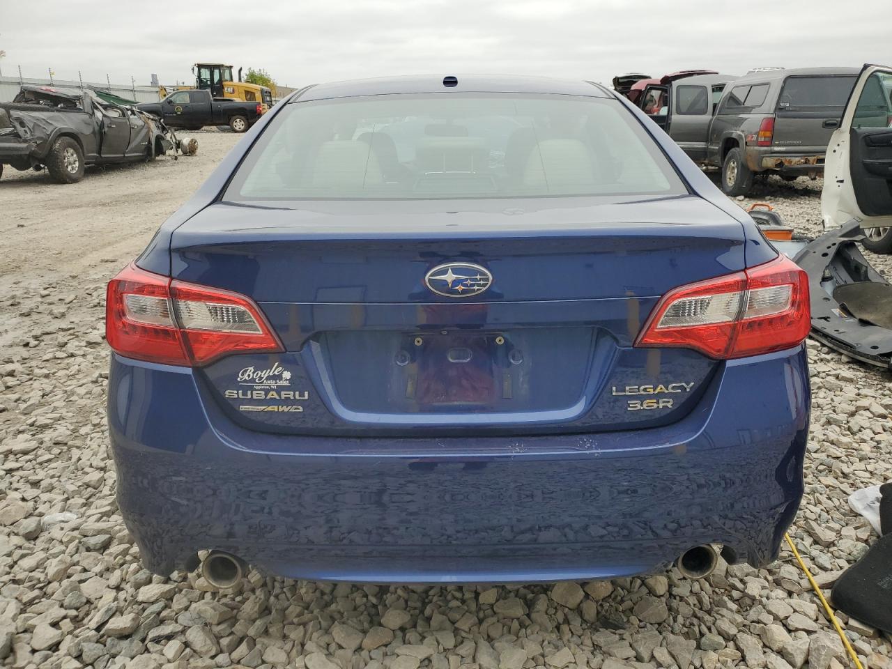 2015 Subaru Legacy 3.6R Limited VIN: 4S3BNEJ61F3032148 Lot: 84170405