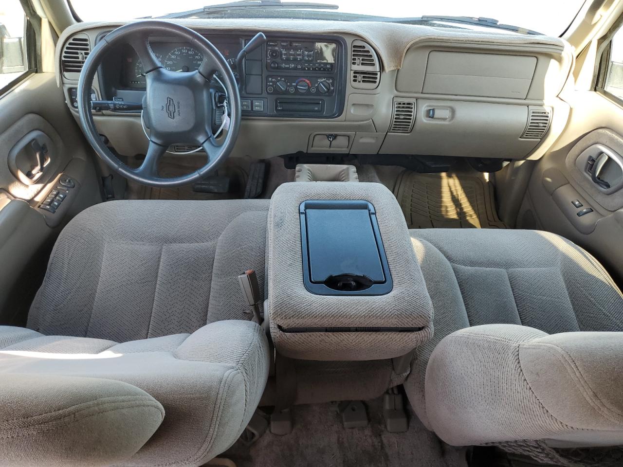 1999 Chevrolet Tahoe K1500 VIN: 1GNEK13R7XR106555 Lot: 81914055