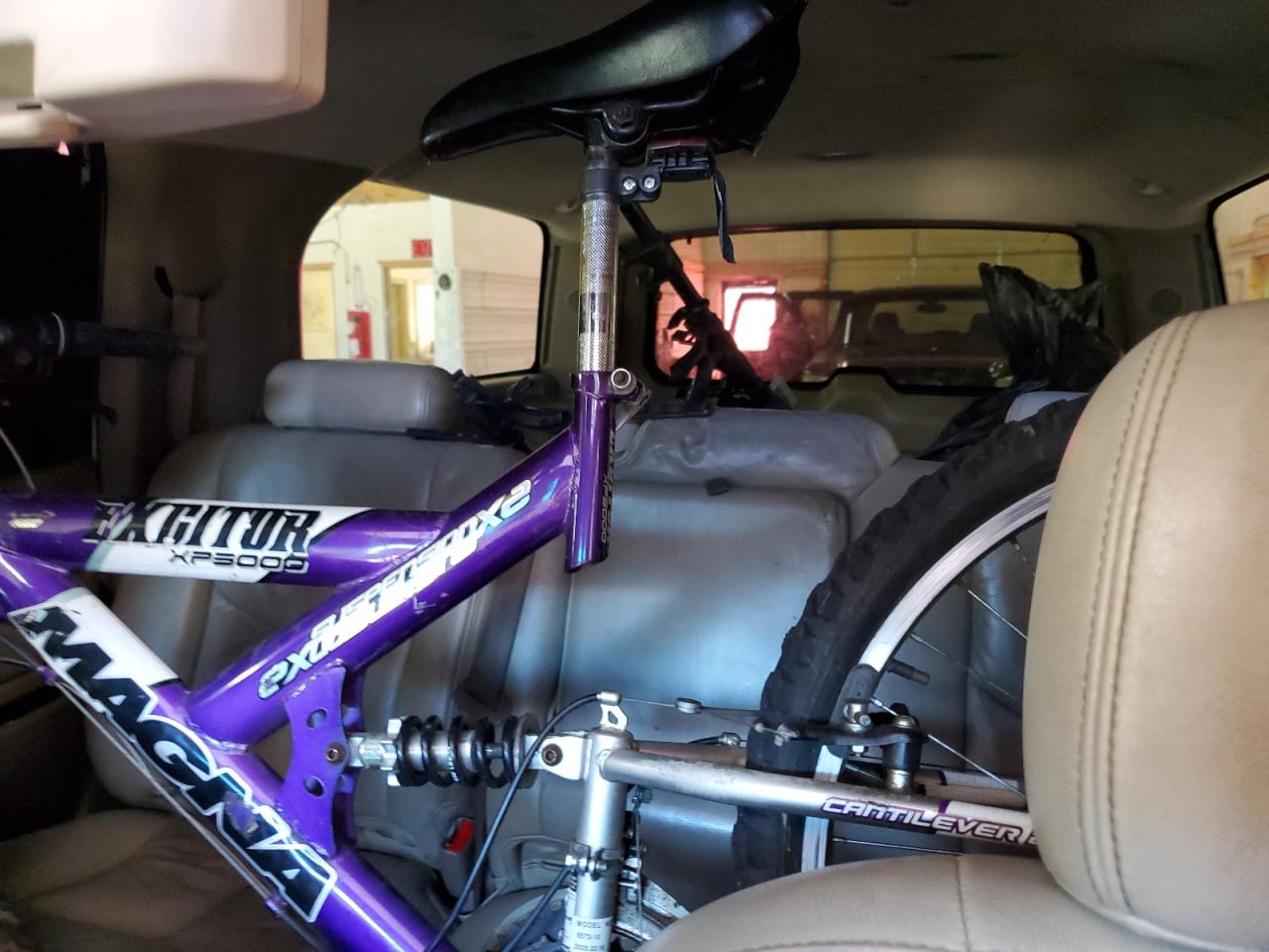 2005 Chevrolet Suburban K1500 VIN: 3GNFK16Z15G223559 Lot: 81570595