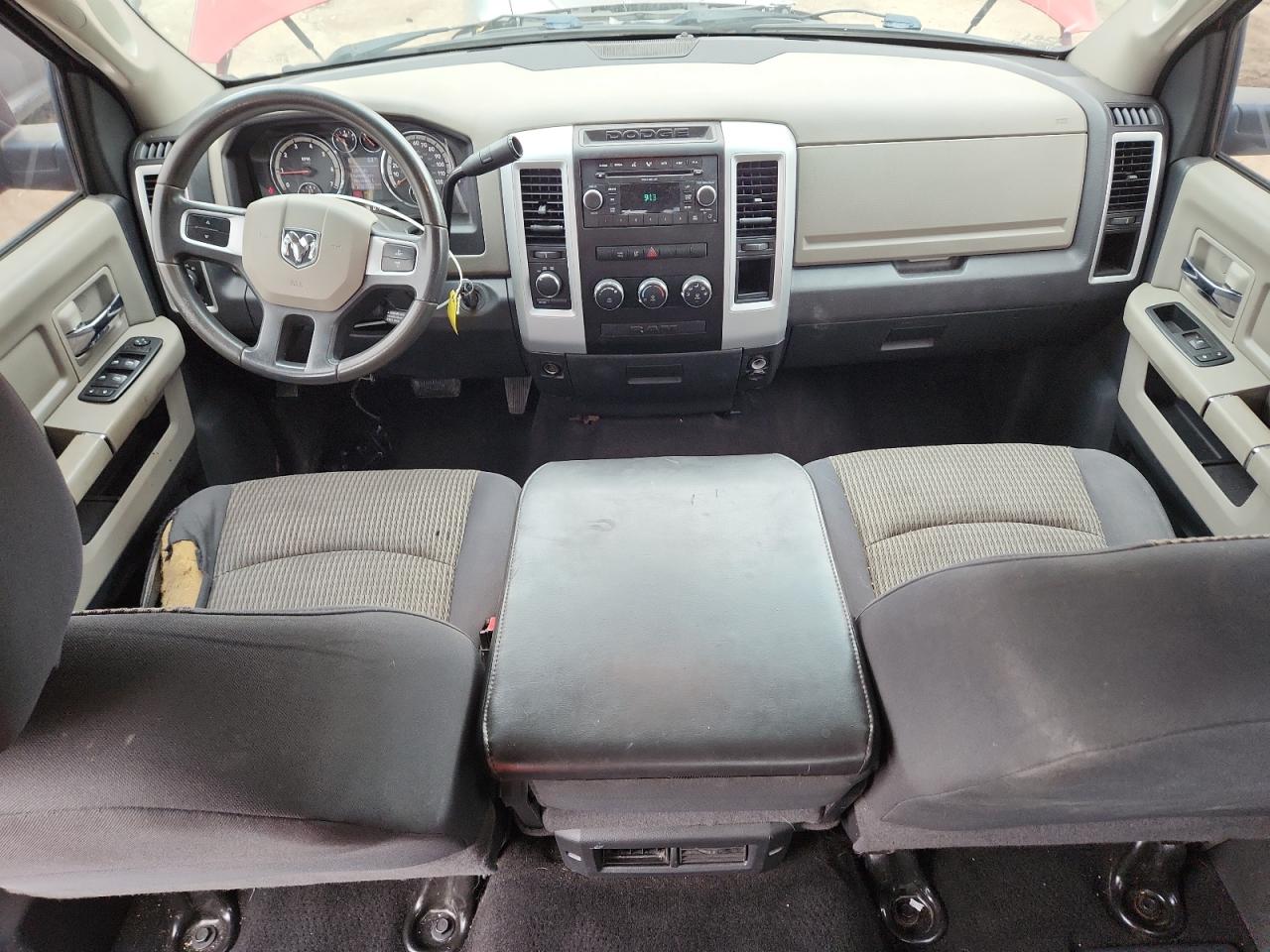 2009 Dodge Ram 1500 VIN: 1D3HV13P29S737437 Lot: 83805405