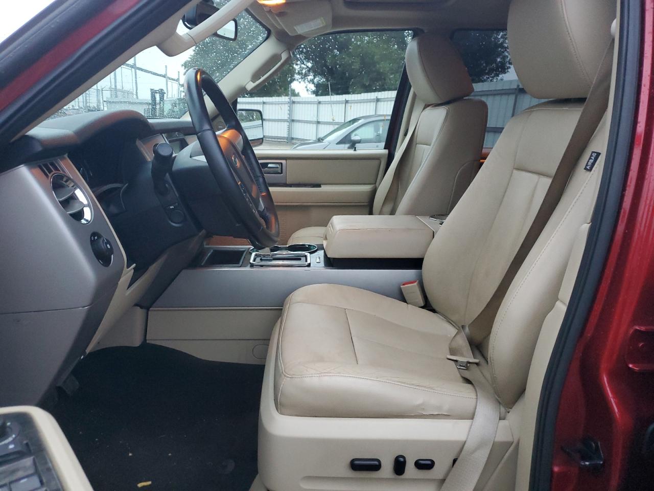 2015 Ford Expedition Limited VIN: 1FMJU2AT2FEF41748 Lot: 82128915