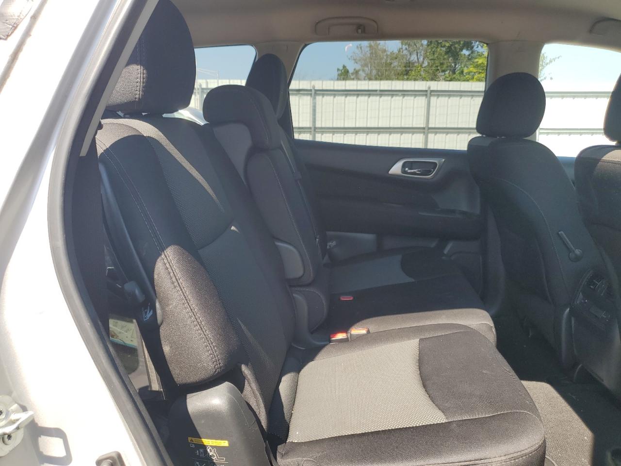 2017 Nissan Pathfinder S VIN: 5N1DR2MM1HC689486 Lot: 81481965