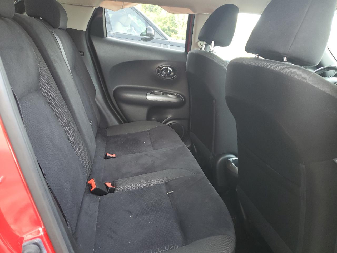 2016 Nissan Juke S VIN: JN8AF5MV2GT655263 Lot: 81860325