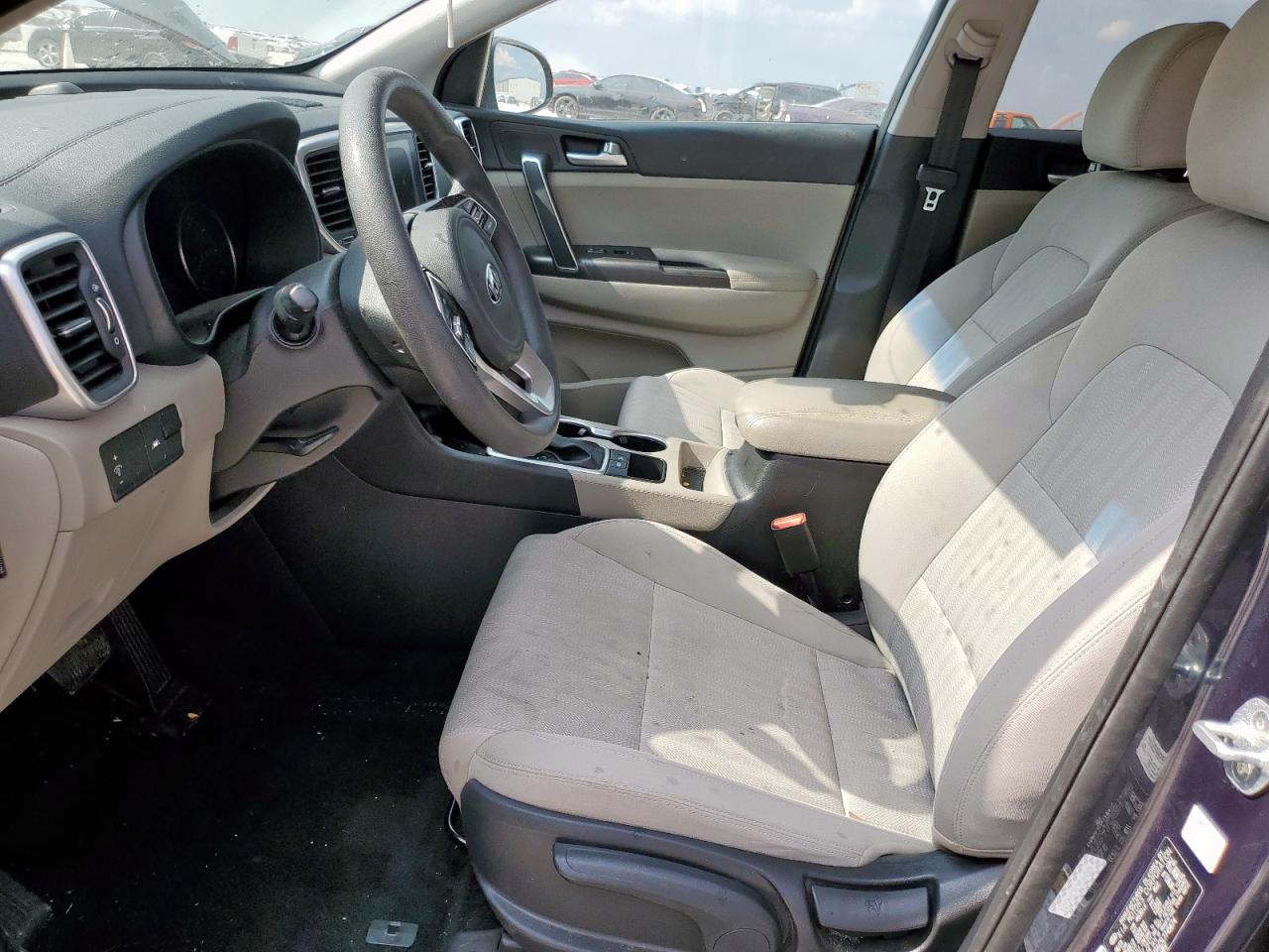 2020 Kia Sportage Lx VIN: KNDPM3AC5L7745674 Lot: 81033975