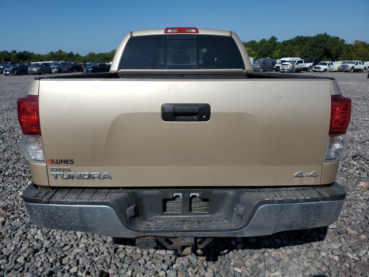 2010 Toyota Tundra Double Cab Sr5 VIN: 5TFUM5F11AX008717 Lot: 71176915