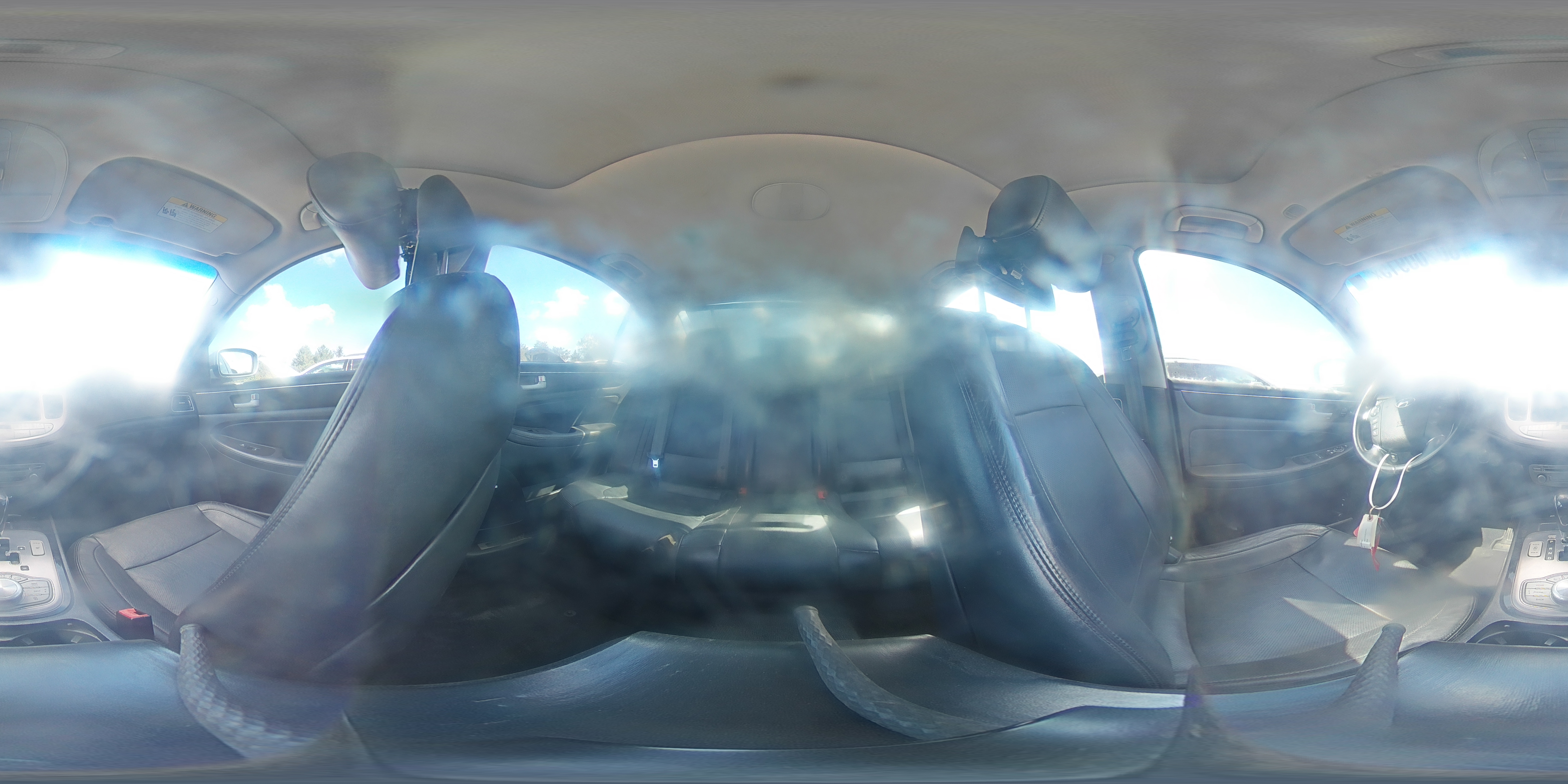 2014 Hyundai Genesis 3.8L VIN: KMHGC4DD4EU262156 Lot: 80200915