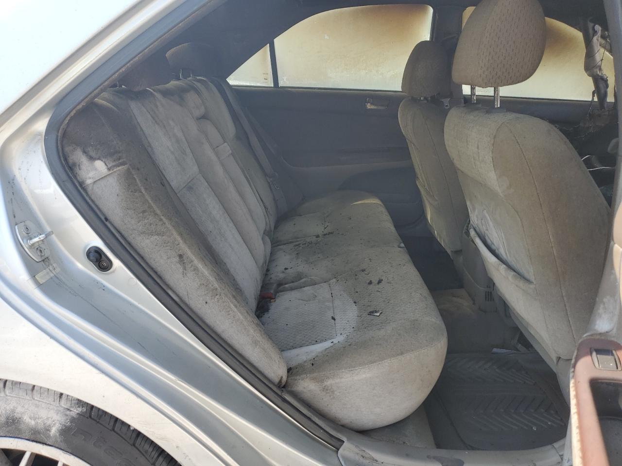 2003 Toyota Camry Le VIN: 4T1BE30K73U683658 Lot: 81338465