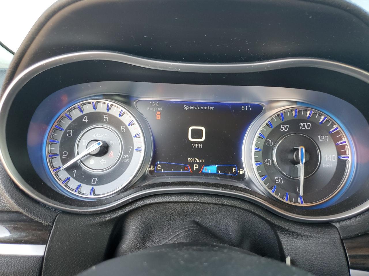 2016 Chrysler 300 Limited VIN: 2C3CCAAG2GH164141 Lot: 69393805