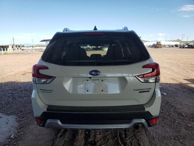  SUBARU FORESTER 2024 Белы