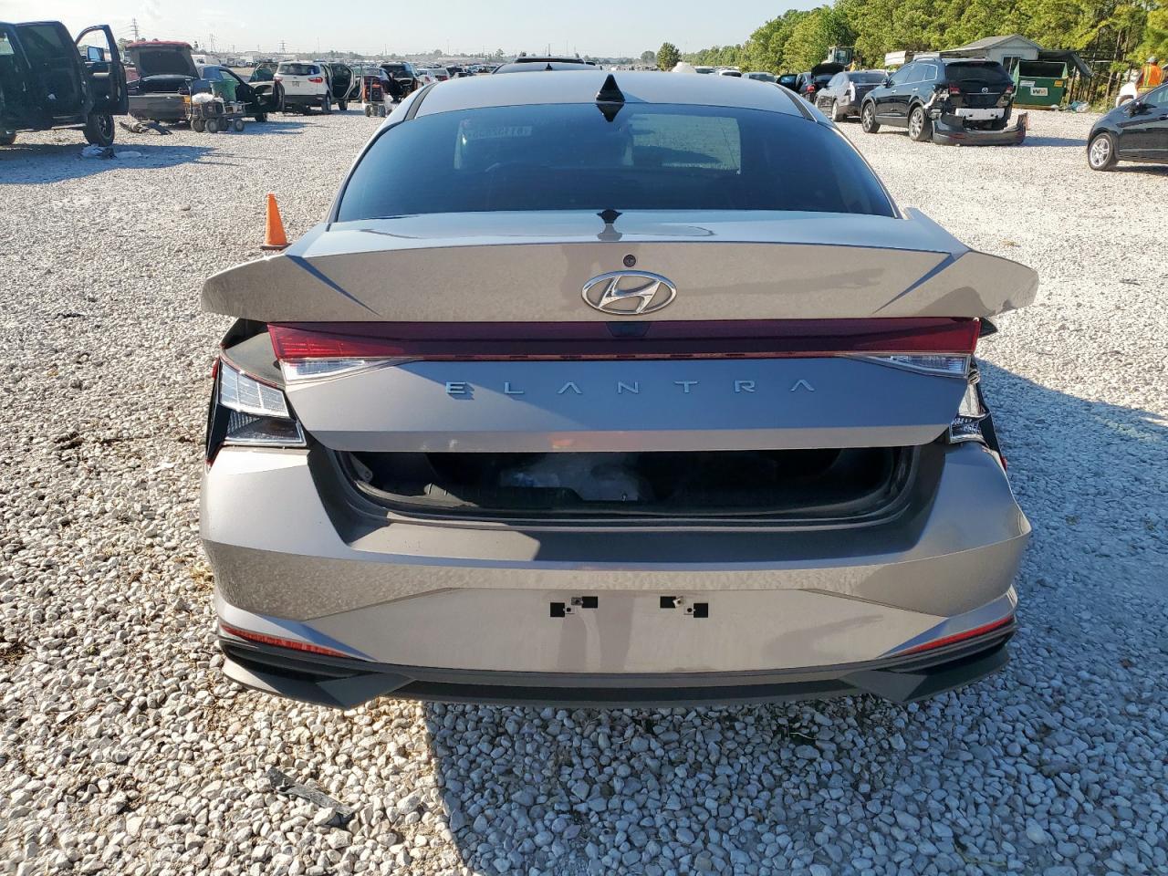 2021 Hyundai Elantra Sel VIN: KMHLS4AG8MU147185 Lot: 81132835