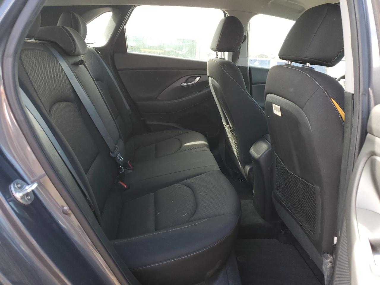 2018 Hyundai Elantra Gt VIN: KMHH35LE4JU041607 Lot: 80744225