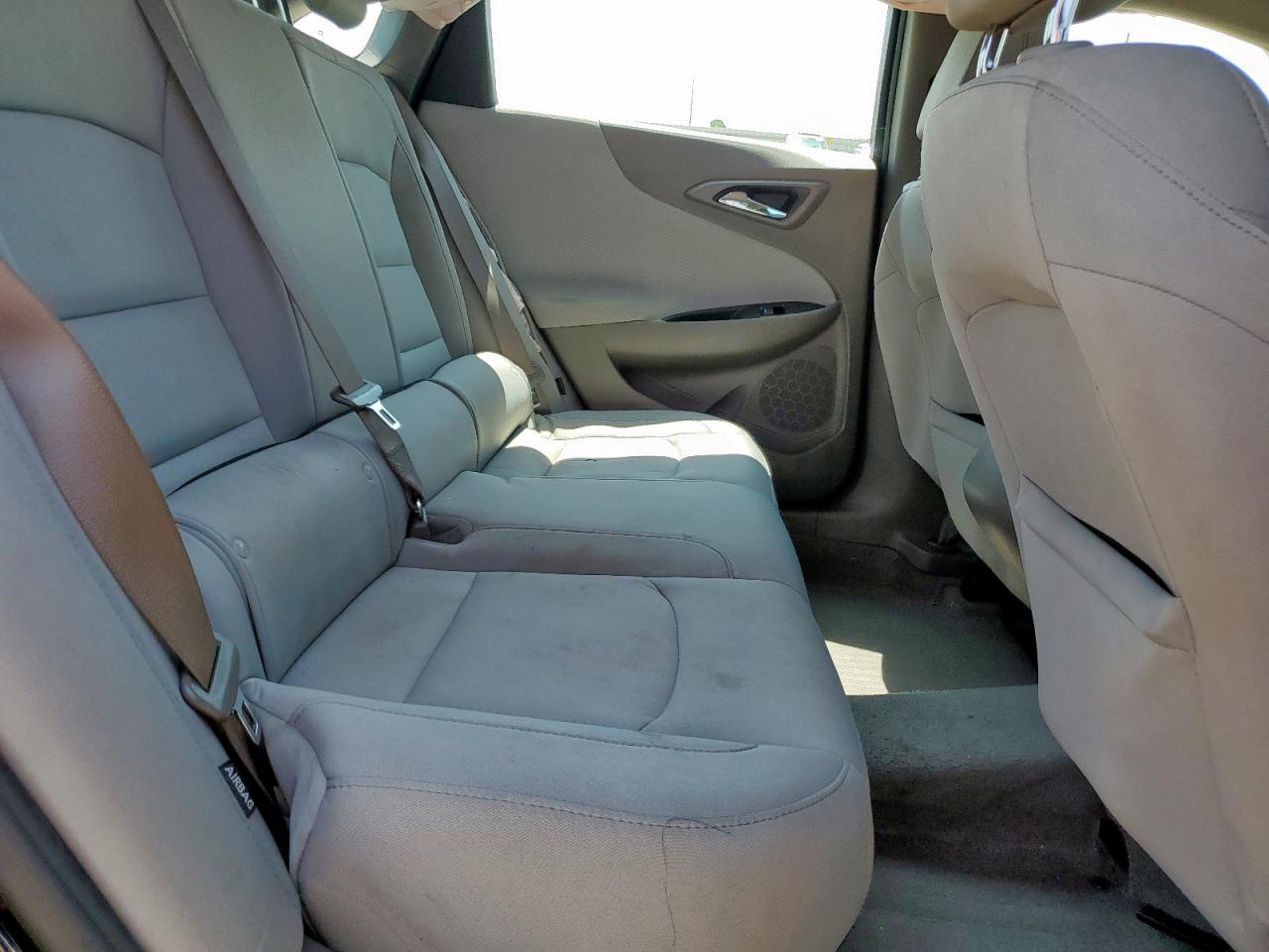 2019 Chevrolet Malibu Ls VIN: 1G1ZC5ST1KF210375 Lot: 71547195