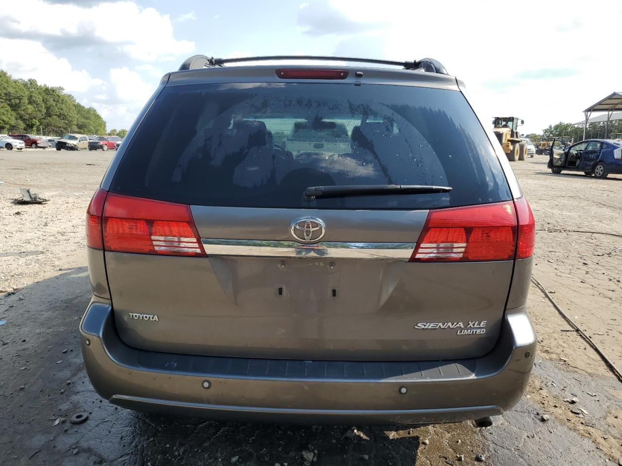 2005 Toyota Sienna Xle VIN: 5TDZA22C85S269990 Lot: 72059475