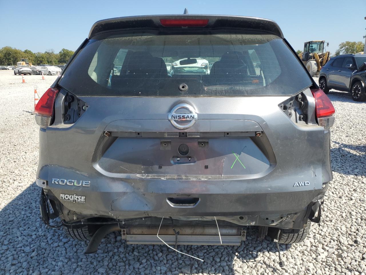 2018 Nissan Rogue S VIN: KNMAT2MV6JP574799 Lot: 81456955