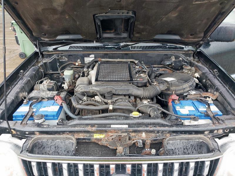 2001 TOYOTA LAND CRUISER COLORADO GX