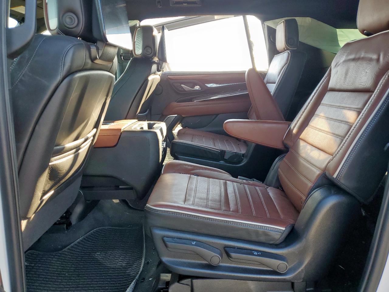 2023 GMC Yukon Xl Denali Ultimate VIN: 1GKS2KKL8PR155203 Lot: 71282145