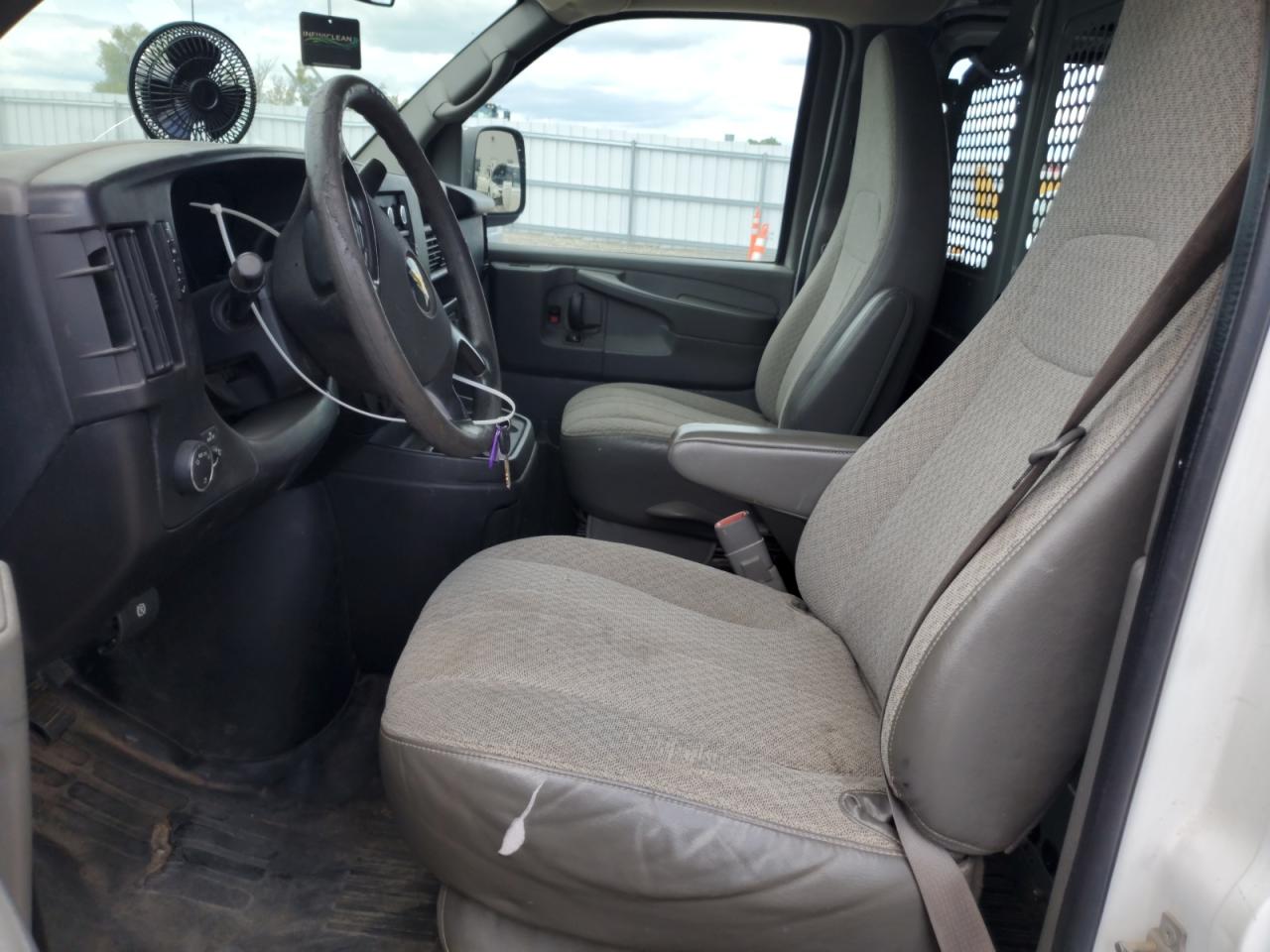 2010 Chevrolet Express G2500 VIN: 1GCZGGBA3A1179552 Lot: 71093955