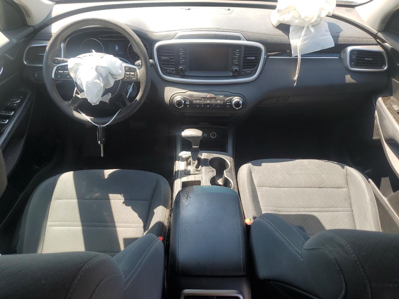 2020 Kia Sorento L VIN: 5XYPG4A30LG645756 Lot: 81274695