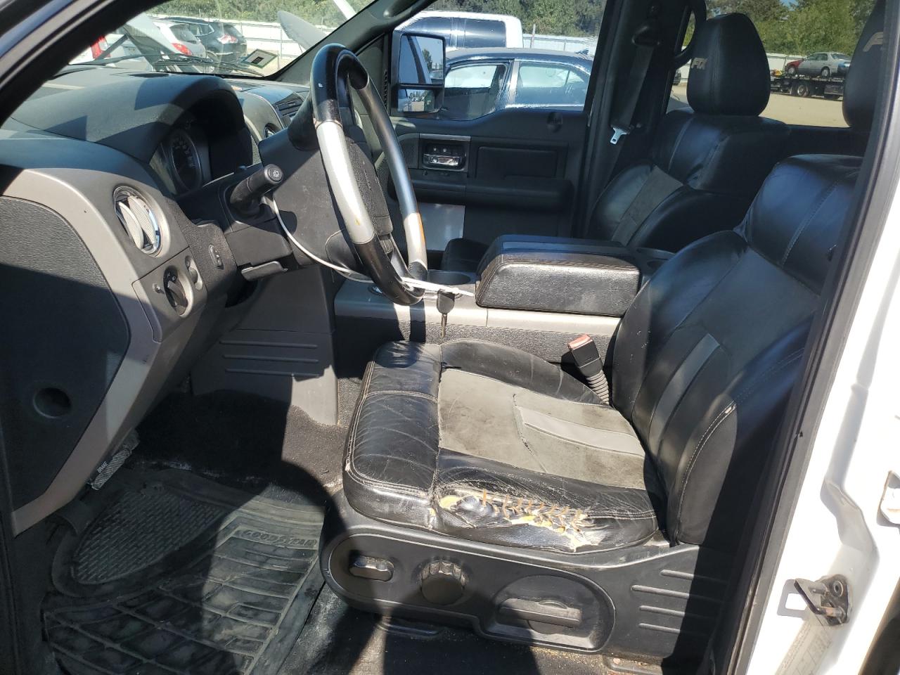 2005 Ford F150 Supercrew VIN: 1FTPW14555FB21541 Lot: 81120125