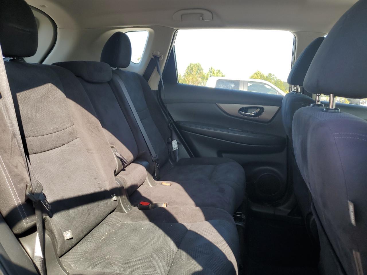 2016 Nissan Rogue S VIN: JN8AT2MT9GW001168 Lot: 71690265