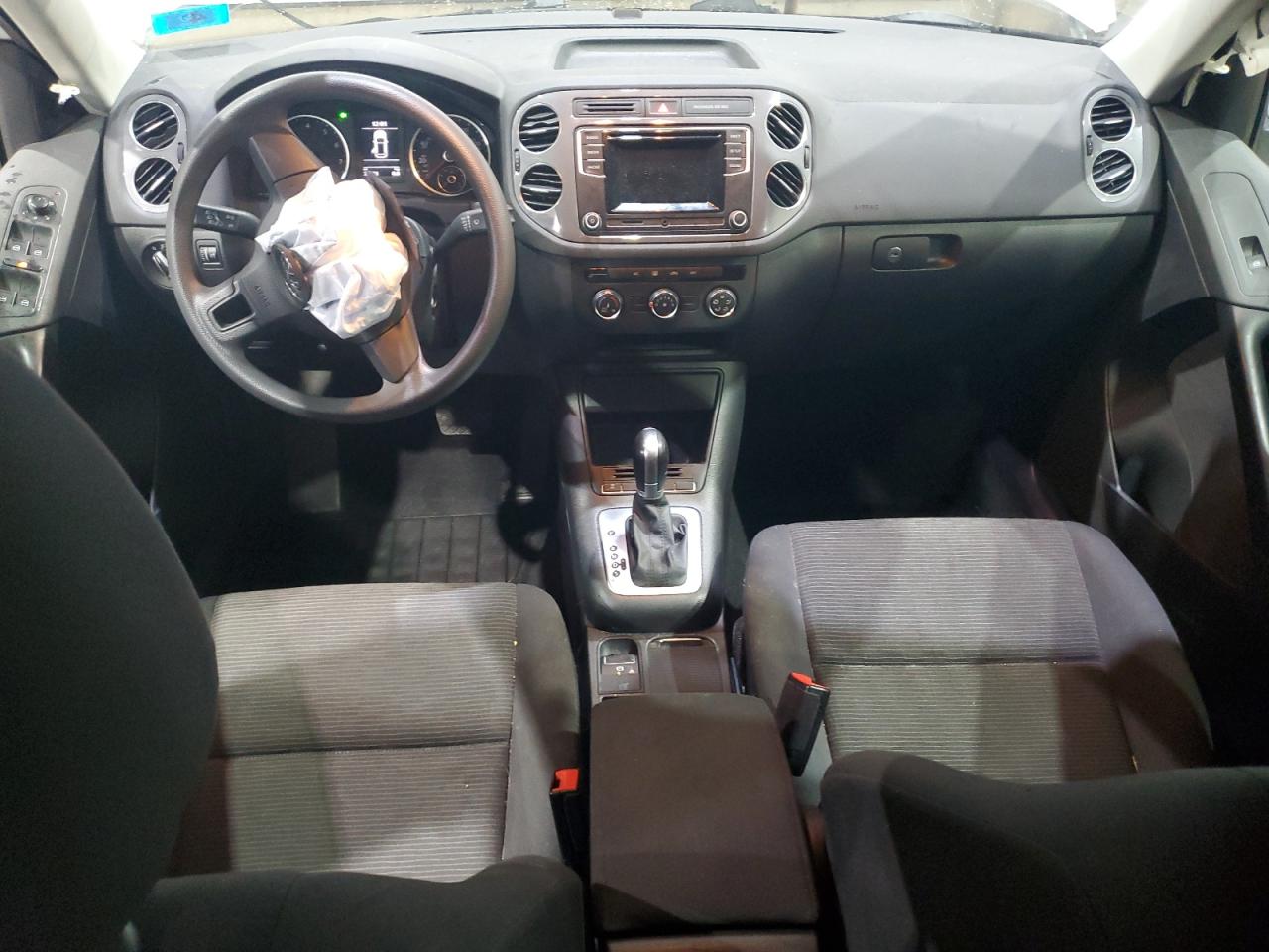 2017 Volkswagen Tiguan S VIN: WVGAV7AX3HK053393 Lot: 81577945