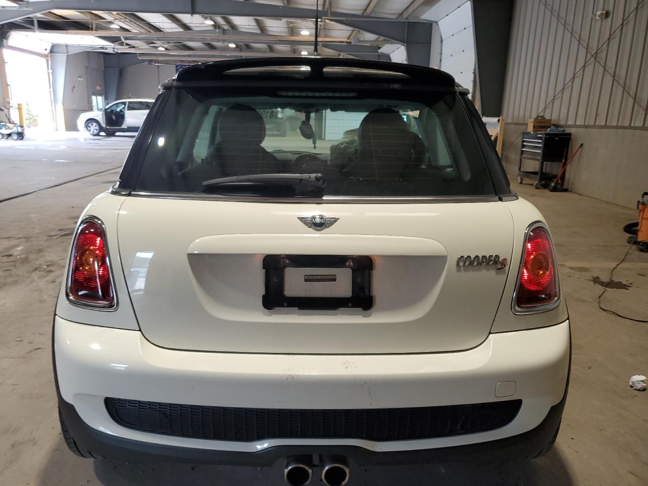 2009 Mini Cooper S VIN: WMWMF73509TW83147 Lot: 81900235