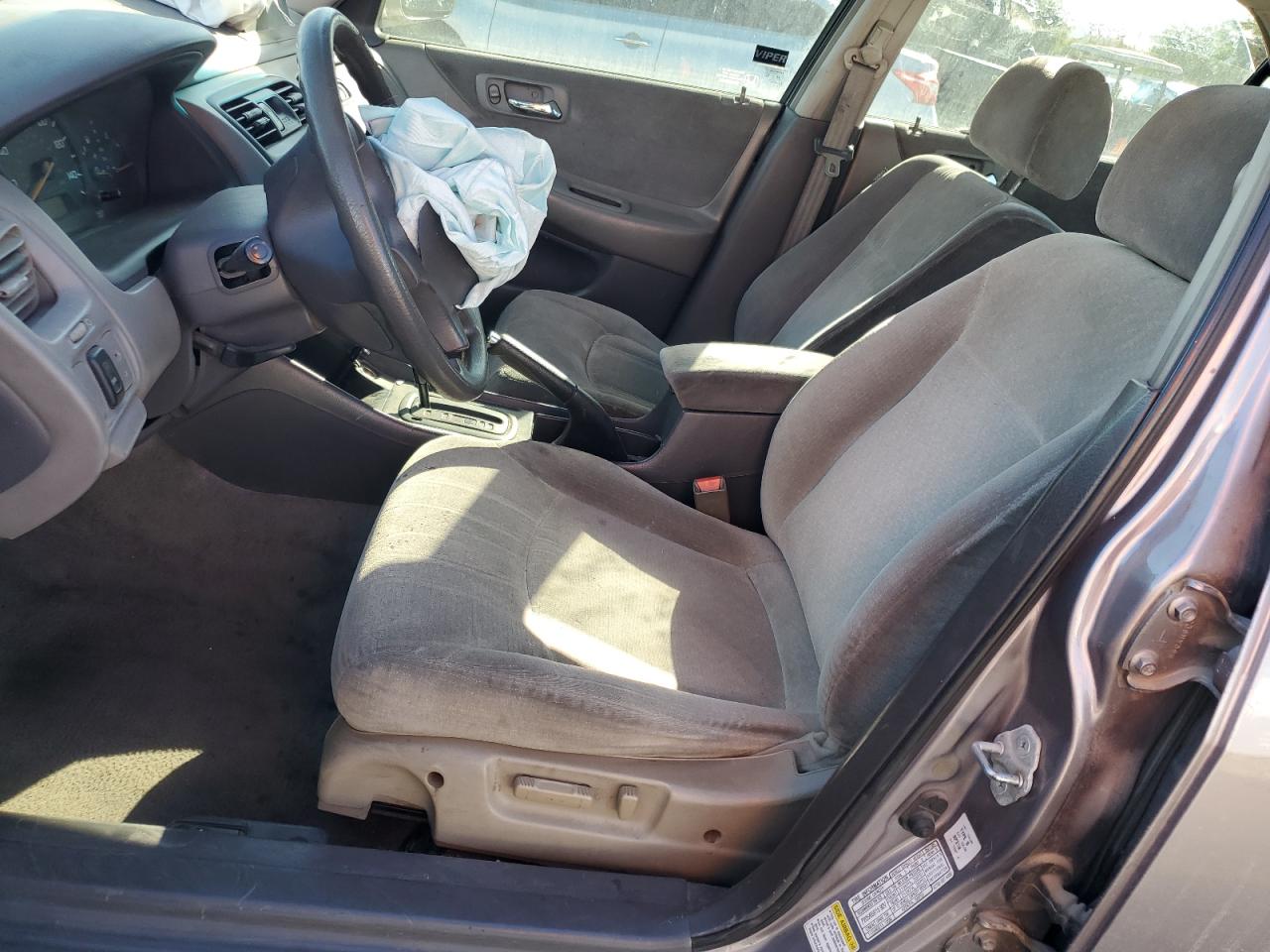 2000 Honda Accord Lx VIN: 1HGCG1644YA012541 Lot: 82137065