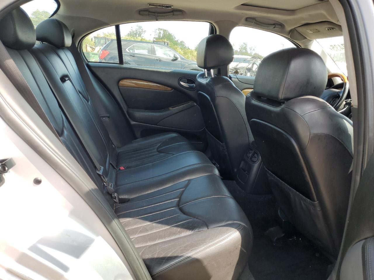 2001 Jaguar S-Type VIN: SAJDA01N81FM20775 Lot: 71447435