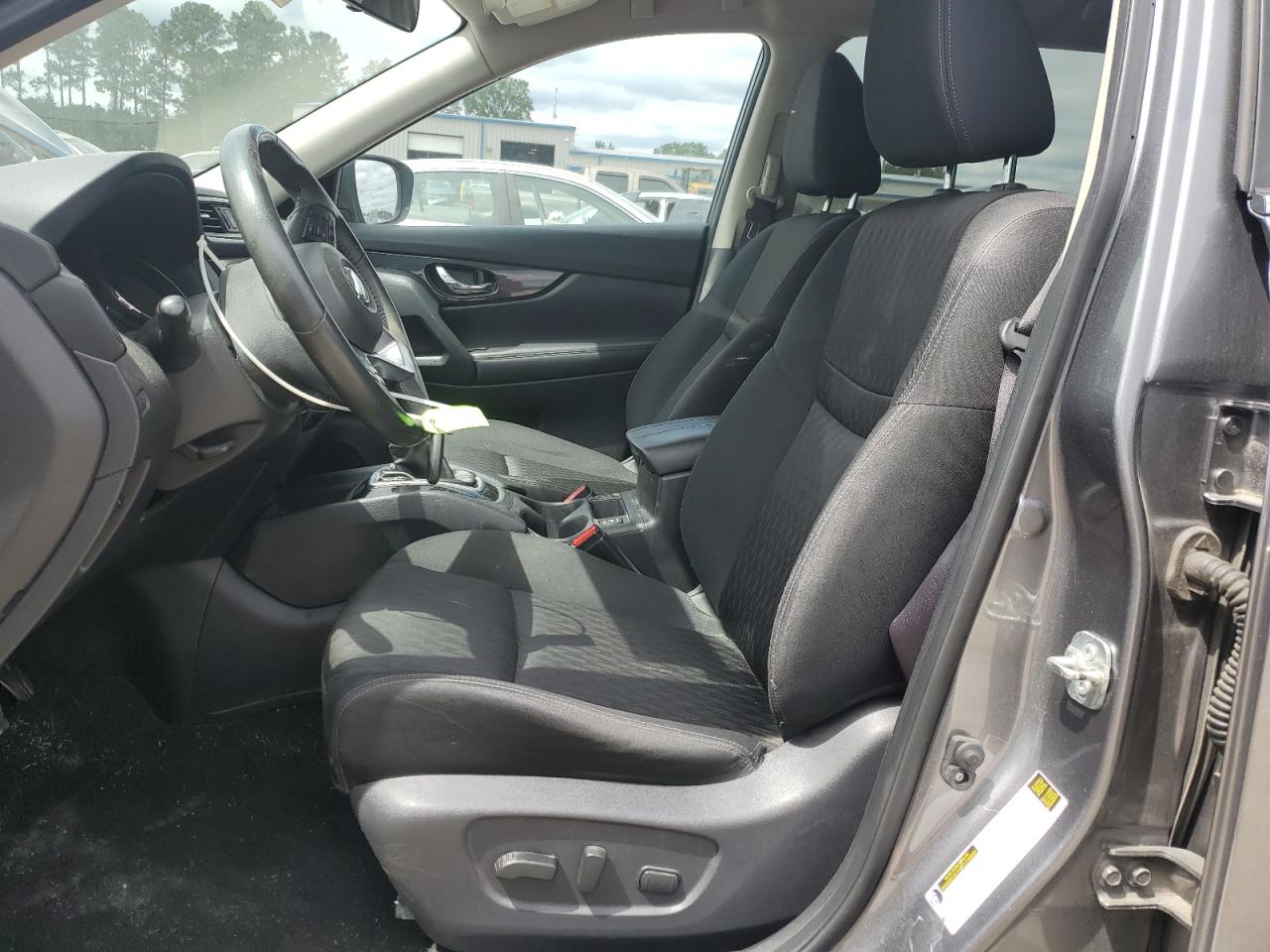 2018 Nissan Rogue S VIN: KNMAT2MV9JP560525 Lot: 80198025