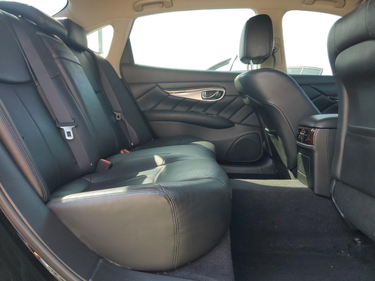 2015 Infiniti Q70L 3.7 VIN: JN1BY1PR4FM831615 Lot: 81186735
