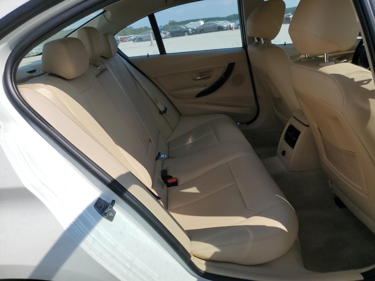 2015 BMW 328 I VIN: WBA3A5G53FNS83737 Lot: 71612235