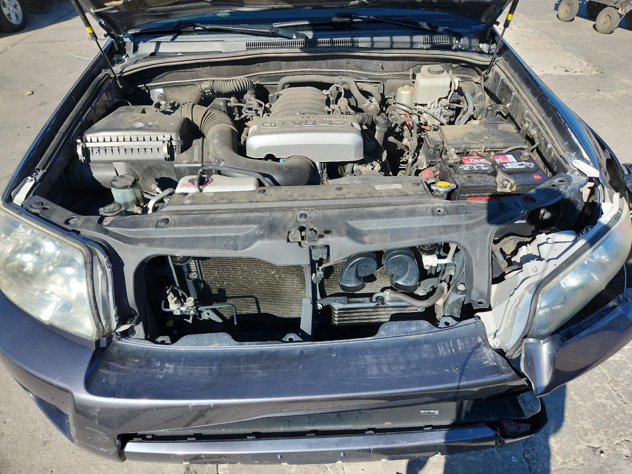 2008 Toyota 4Runner Limited VIN: JTEBT17R08K003700 Lot: 81140595