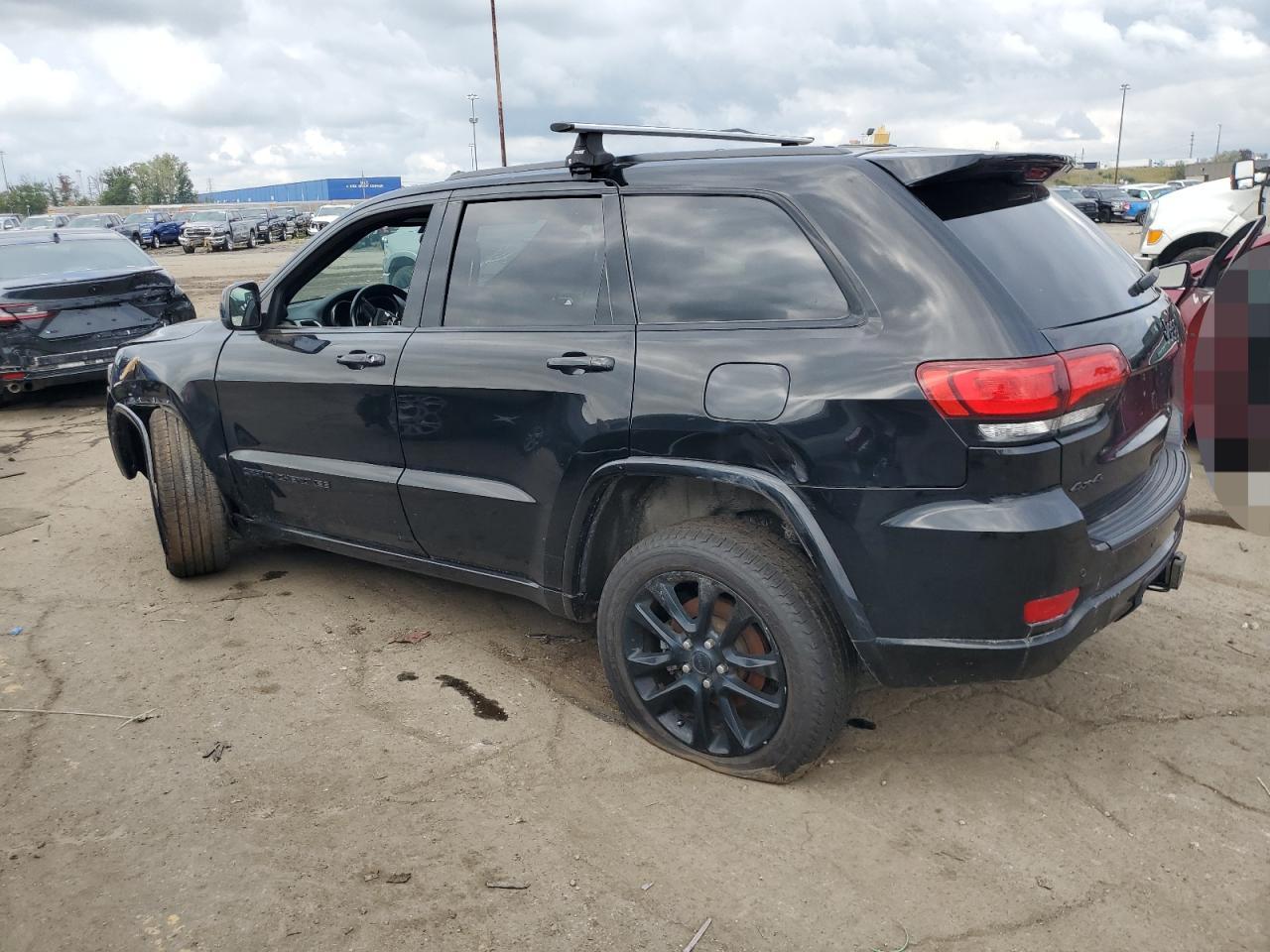 2021 Jeep Grand Cherokee Laredo black null flexible 1C4RJFAG4MC515509 photo #3