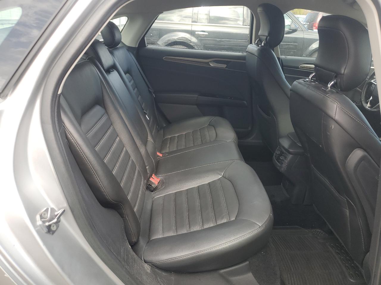 2013 Ford Fusion Se Hybrid VIN: 3FA6P0LU9DR242480 Lot: 81763615