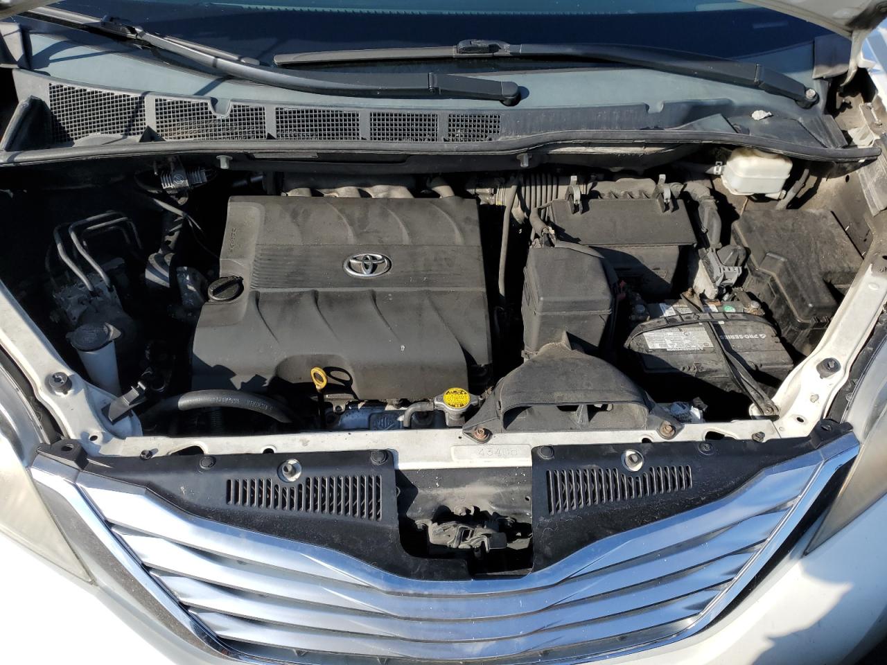 2011 Toyota Sienna Xle VIN: 5TDDK3DC9BS018319 Lot: 70464275