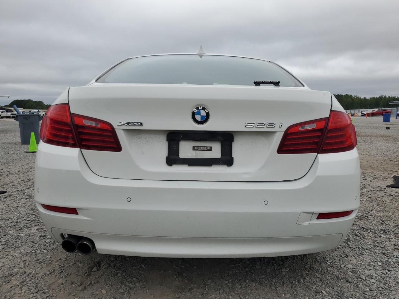 2015 BMW 528 Xi VIN: WBA5A7C52FD627509 Lot: 71317055